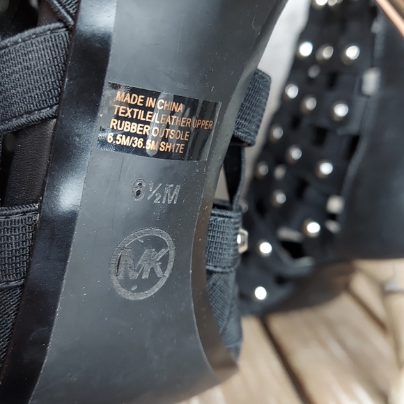 Michael Kors Sherry Caged Open Toe Ankl Booties - Picture 10 of 13